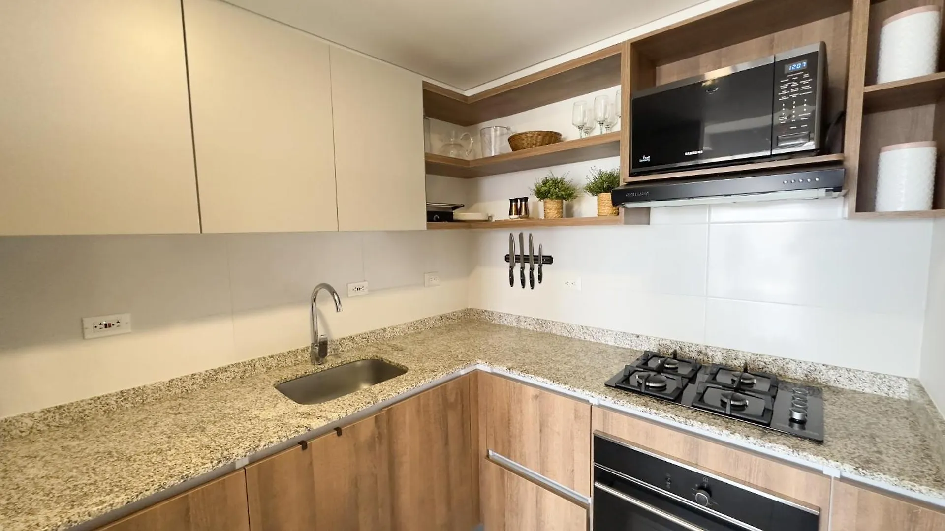 Apartamentos Ambar Roca Rodadero - Ar Rentals Santa Marta  Colombia