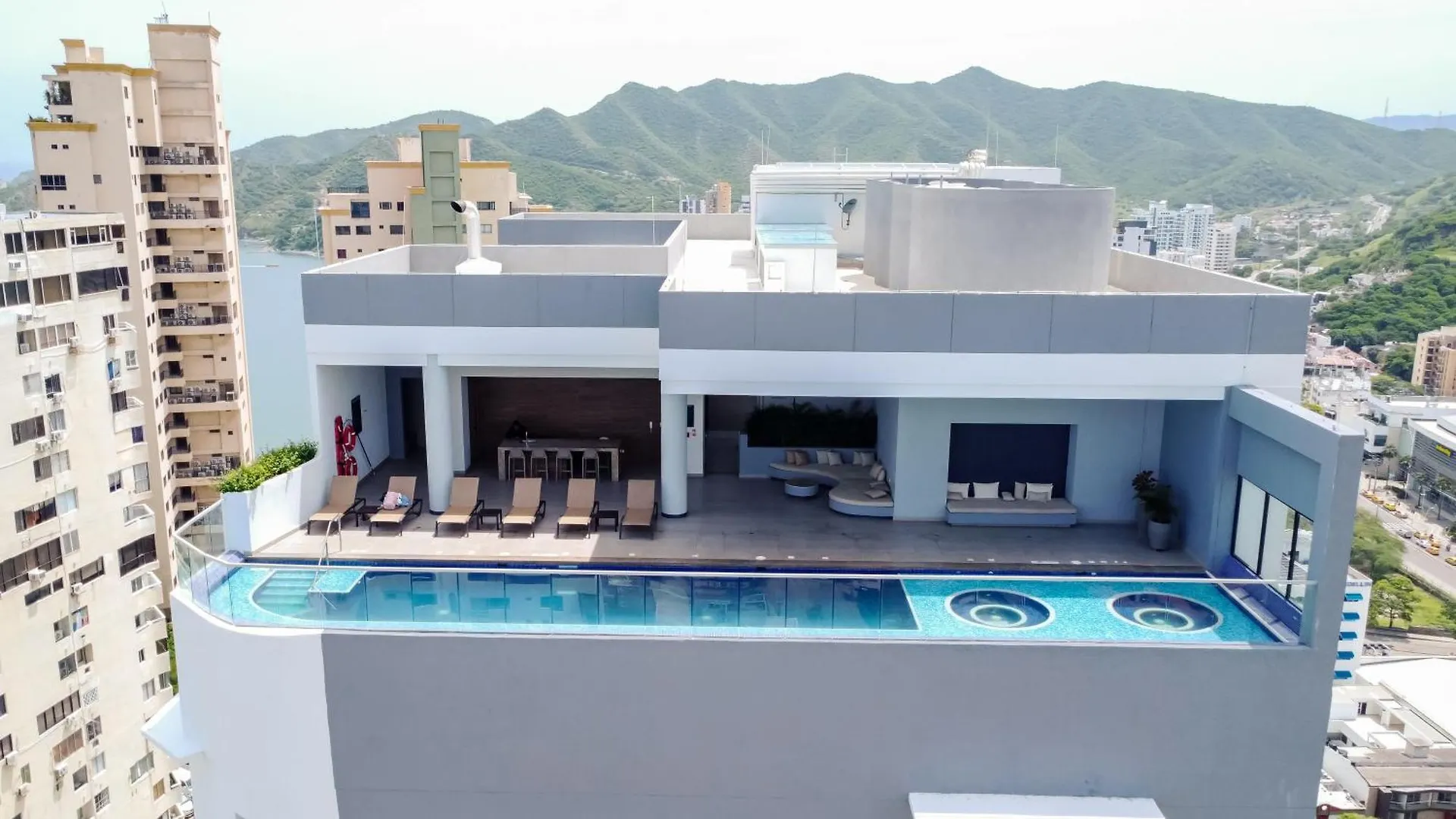 Apartamentos Ambar Roca Rodadero - Ar Rentals Santa Marta  Santa Marta (Magdalena)
